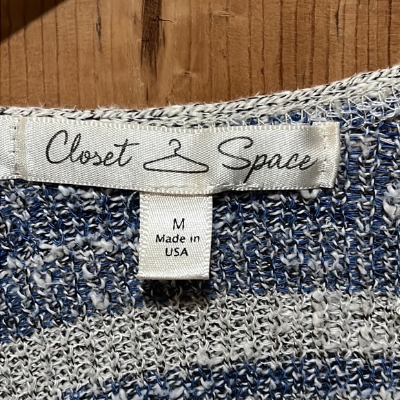 Closet Space size medium but does run small gray & blue Aztec waterfall sweater - Picture 3 of 4